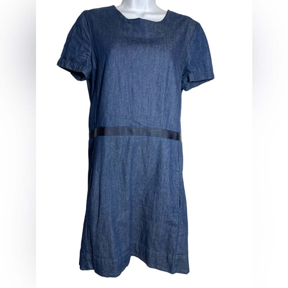 GAP dress SIZE 12 cute casual blue denim stretch dress with pockets 💙